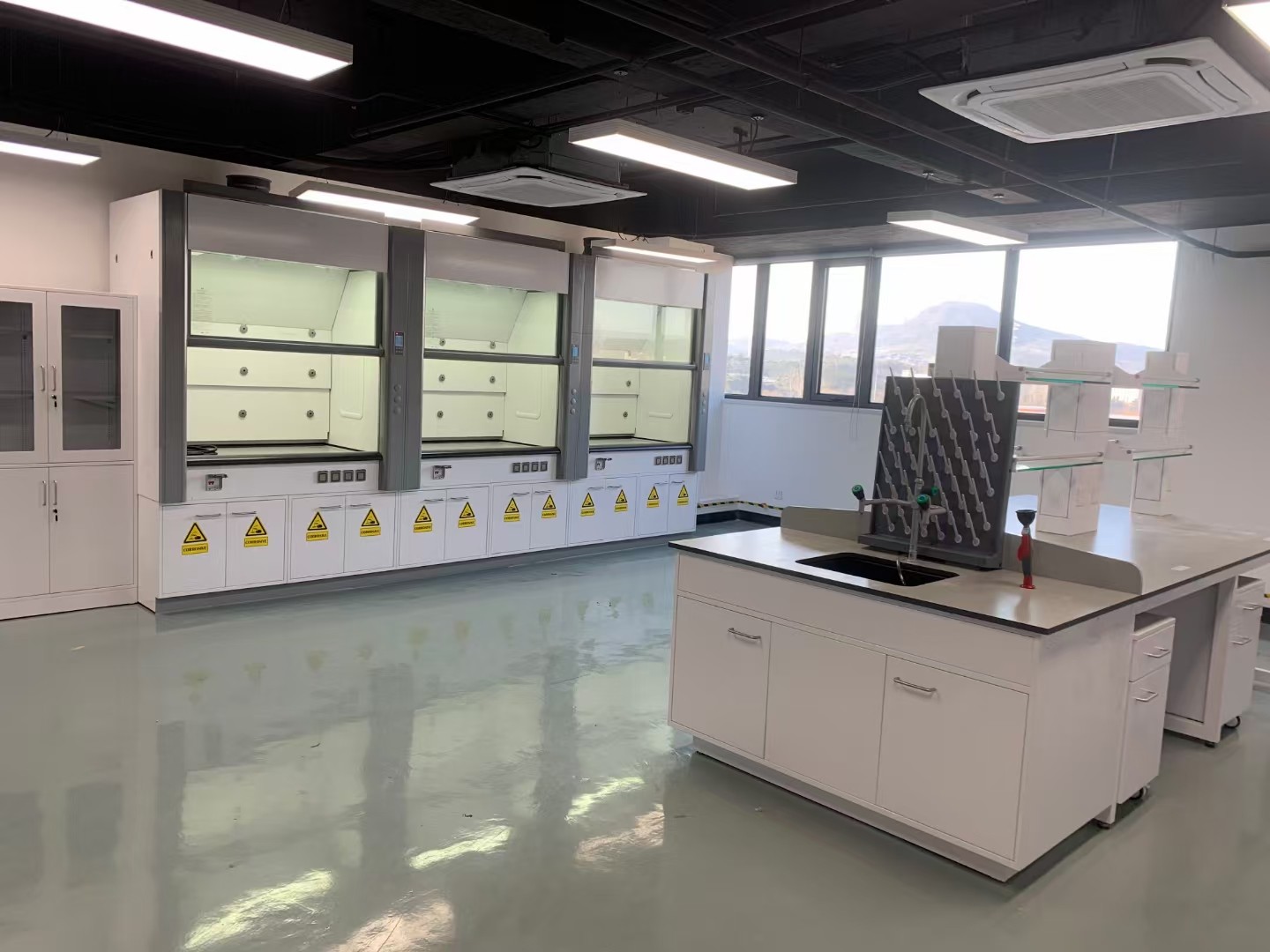 实验室智能通风系统设计